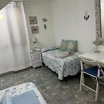 Vila Vittoria With Heated And Large Private Swimming Pool For Exclusive Use , Sea And View, 150 Meters From The Beach, Pool Surface 60 Mq , 645 Sq Ft, Pool Depth 140 Cm ,55 Inches, Parking And Wifi Free Torre delle Stelle