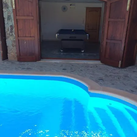 Villa Vittoria With Heated And Large Private Swimming Pool For Exclusive Use , Sea And View, 150 Meters From The Beach, Pool Surface 60 Mq , 645 Sq Ft, Pool Depth 140 Cm ,55 Inches, Parking And Wifi Free *