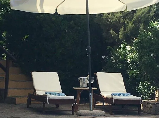 Vittoria With Large Private Heated Swimming Pool Complete With Jacuzzi For Exclusive Use , Sea And View, 150 Meters From The Beach, Pool Surface 60 Mq , 645 Sq Ft, Pool Depth 140 Cm ,55 Inches, Parking And Wifi Free Villa *