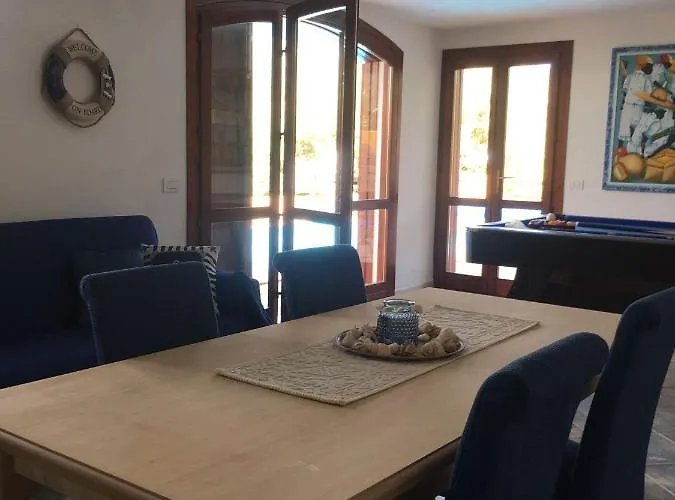 Villa Vittoria With Large Private Heated Swimming Pool Complete With Jacuzzi For Exclusive Use , Sea And View, 150 Meters From The Beach, Pool Surface 60 Mq , 645 Sq Ft, Pool Depth 140 Cm ,55 Inches, Parking And Wifi Free *