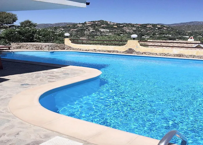 Villa Vittoria With Large Private Heated Swimming Pool Complete With Jacuzzi For Exclusive Use , Sea And View, 150 Meters From The Beach, Pool Surface 60 Mq , 645 Sq Ft, Pool Depth 140 Cm ,55 Inches, Parking And Wifi Free Torre delle Stelle