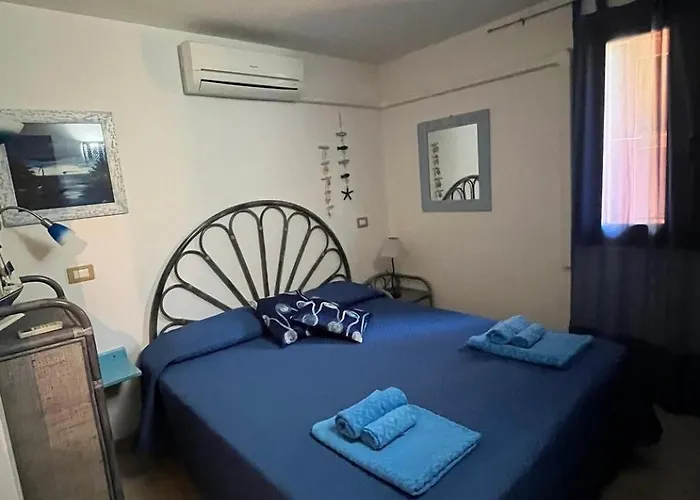 Villa Vittoria With Large Private Heated Swimming Pool Complete With Jacuzzi For Exclusive Use , Sea And View, 150 Meters From The Beach, Pool Surface 60 Mq , 645 Sq Ft, Pool Depth 140 Cm ,55 Inches, Parking And Wifi Free *