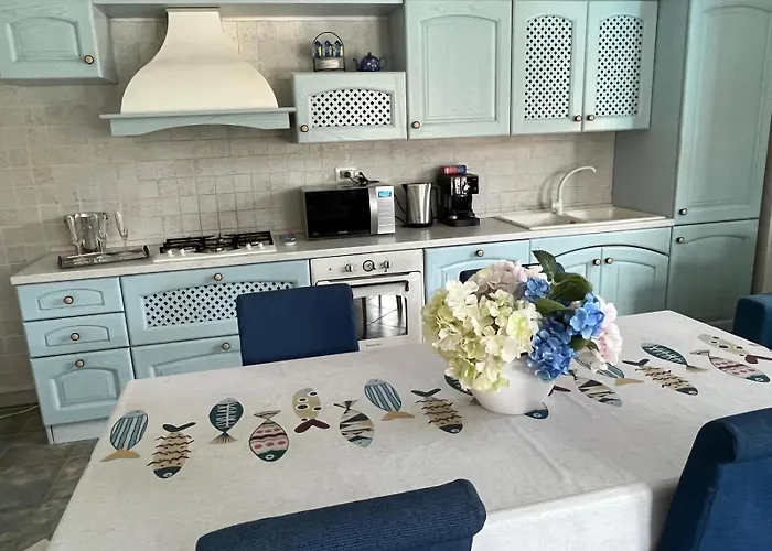 Vittoria With Large Private Heated Swimming Pool Complete With Jacuzzi For Exclusive Use , Sea And View, 150 Meters From The Beach, Pool Surface 60 Mq , 645 Sq Ft, Pool Depth 140 Cm ,55 Inches, Parking And Wifi Free * Torre delle Stelle