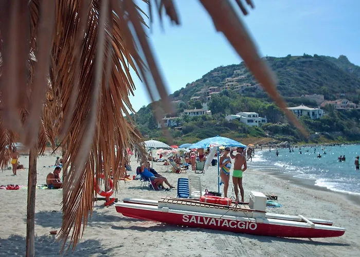 Villa Vittoria With Large Private Heated Swimming Pool Complete With Jacuzzi For Exclusive Use , Sea And View, 150 Meters From The Beach, Pool Surface 60 Mq , 645 Sq Ft, Pool Depth 140 Cm ,55 Inches, Parking And Wifi Free