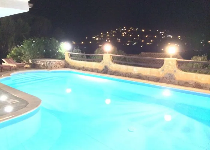 Vittoria With Large Private Heated Swimming Pool Complete With Jacuzzi For Exclusive Use , Sea And View, 150 Meters From The Beach, Pool Surface 60 Mq , 645 Sq Ft, Pool Depth 140 Cm ,55 Inches, Parking And Wifi Free